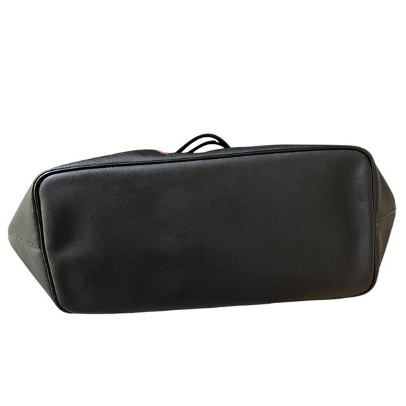 Givenchy Bambi Disney Textured Coated Canvas X-Large Antigona Tote Black Purse H - Picture 3 of 16